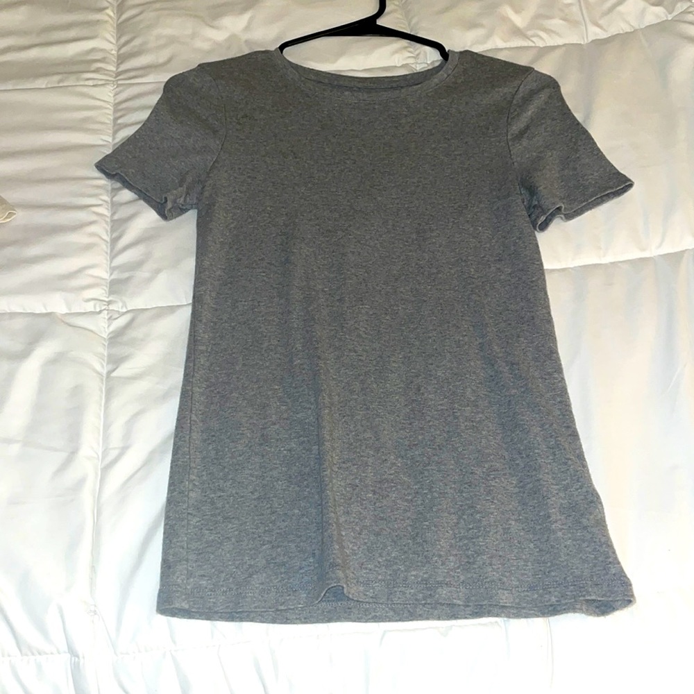 brand new slim fit gray t-shirt VERY SOFT!